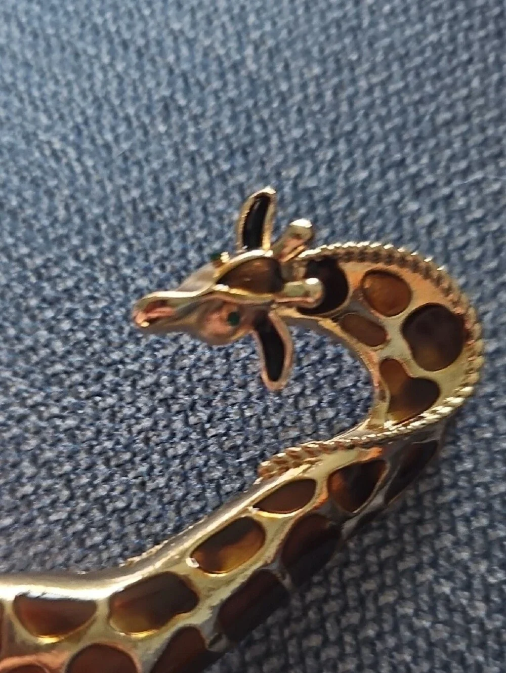 Vintage Gold-Tone Giraffe Brooch Brown Enamel Spots Jewelry Women